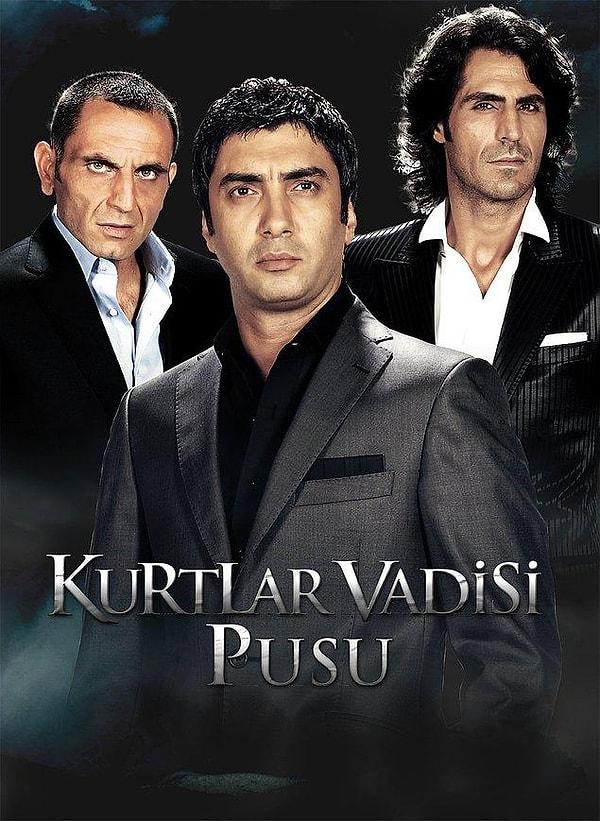 Kurtlar Vadisi/Kurtlar Vadisi Pusu dizisini izlemeyen, duymayan veya bilmeyen yoktur! Türk televizyon tarihinin en efsane dizilerinden biridir kendisi!
