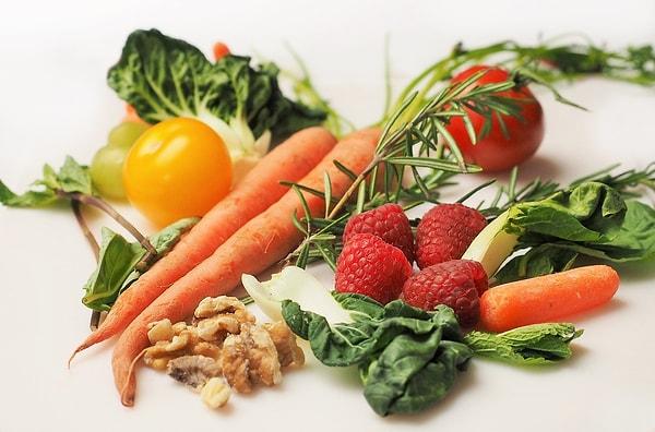 Vegan beslenirken yaşanabilecek besin öğesi yetersizlikleri