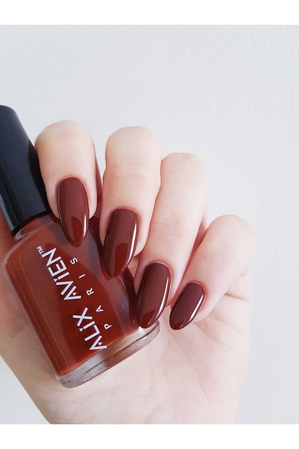 6. Alix Avien Nail Lacquer Kiremit Kahve Oje 12