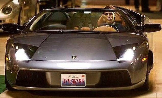13. 'Kara Şövalye' filminde Bruce Wayne Lamborghini Murciélago kullanıyor. Murciélago İspanyolcada 'yarasa' anlamına geliyor.