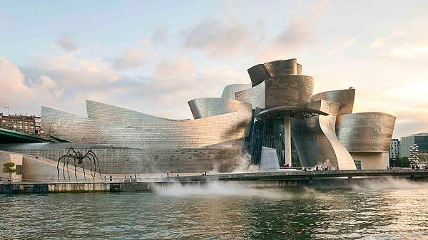 1. Guggenheim Müzesi (Bilbao, İspanya)