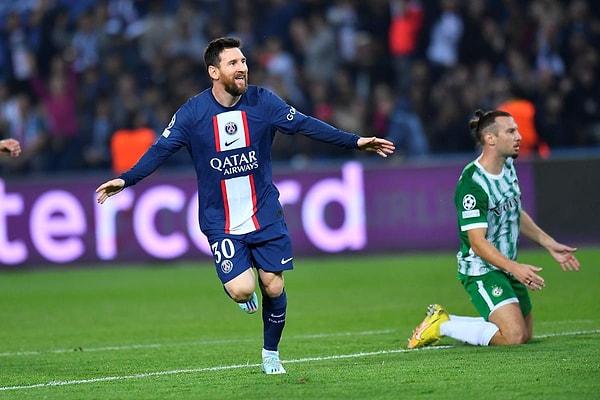 Lionel Messi, Maccabi Haifa karşısında 2 gol 2 asistlik müthiş bir performans sergiledi ve gecenin yıldızı oldu.