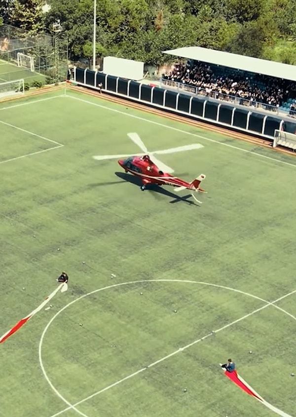 Dilan Polat, spor sahasına helikopterle inmiş.