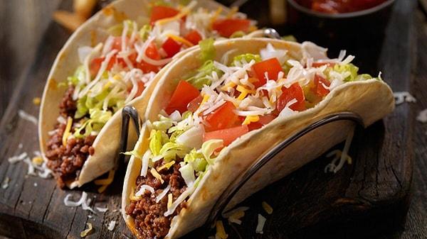 9. Geleneksel bir Meksika yemeği... Etli Taco