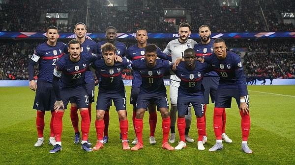 3. Fransa takımının ise ikinci turda Arjantin’e karşı kaybederek D Grubu’nda ikinci sırada bitireceğini öngörüyor bilgisayar.