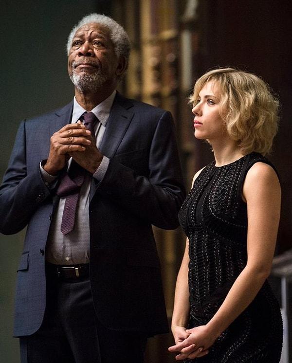 Morgan Freeman ise role geri dönüyor. Freeman'ın filmde olduğu gibi Profesör Norman'ı canlandırması bekleniyor.