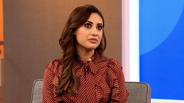 “Это сложнее как донору, потому что мы теряем то, что нашему организму не нужно было терять, поэтому пытаемся оправиться от этого, а она получает то, в чем нуждалось ее тело”, - сказала она в шоу Гарри Конника-младшего "Harry". “Таким образом, она сразу же встала и приступила к делу, а мне пришлось нелегко”.