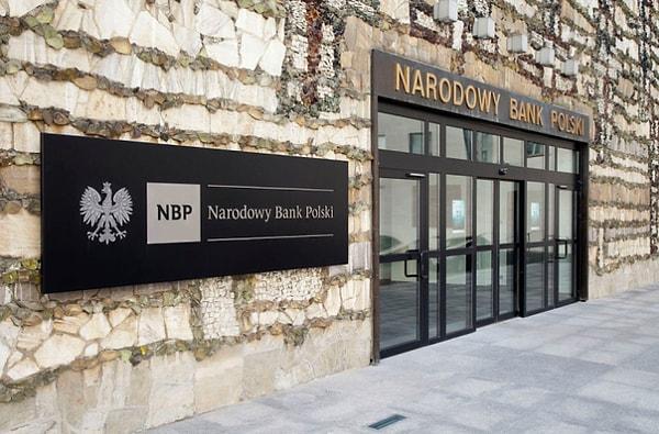 Polonya Merkez Bankası(NBP) faiz kararını açıklayacak. NBP, 11 toplantı üst üste faiz artırdıktan sonra, en son piyasanın artış beklentilerinin aksine faizde bir değişikliğe gitmemişti.