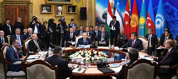 Cumhurbaşkanı Recep Tayyip Erdoğan, Türk Devletleri Teşkilatı Devlet ve Hükûmet Başkanları 9. Zirvesi’ne katılarak bir konuşma yaptı.