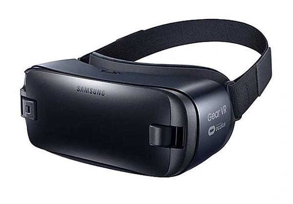 3. Samsung Gear VR Sanal Gerçeklik Gözlüğü