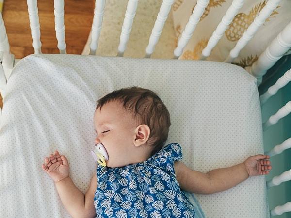 5. Eğer küçük bir bebeğiniz varsa o uyuduğunda mutlaka kendiniz için bir şey yapın.