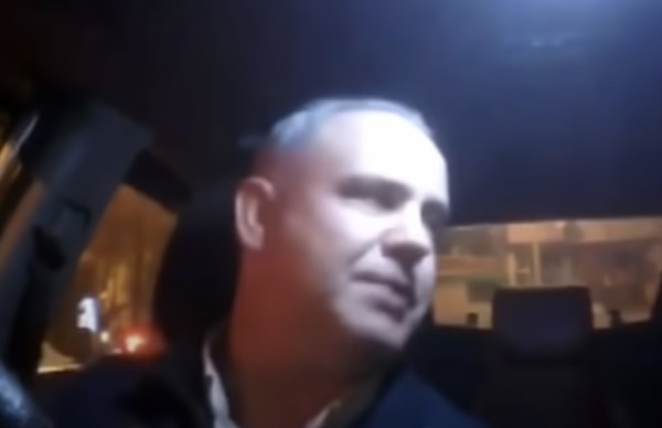 Parası olmayan insanı zaten dışarı çıkamıyor kral.