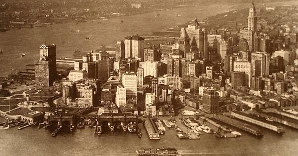 4. 1922 - Manhattan: