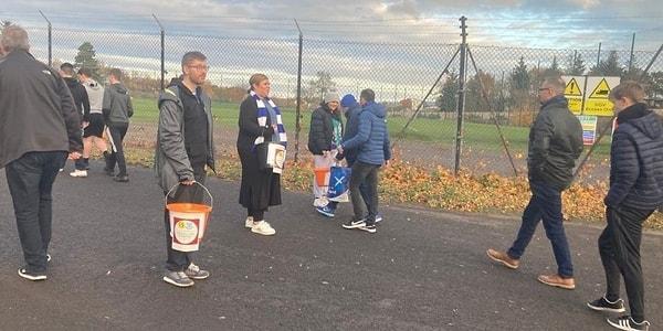 İskoçya Ligi'nde mücadele eden St. Johnstone takımı taraftarları, ekonomik sorunlar yaşayan Eskişehirspor için bir yardım kampanyası başlattı ve yaklaşık 45 bin lira para toplandı.