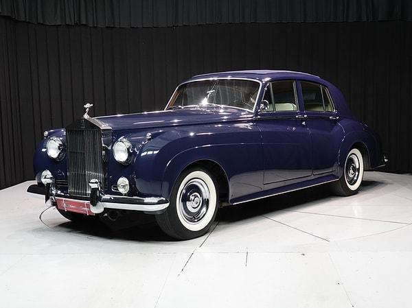 17. Vintage Rolls-Royce Silver Cloud II - $1 Million