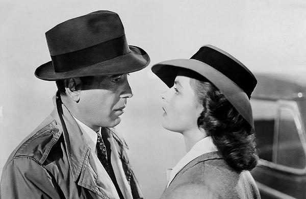 1. Onca zaman sonra birdenbire çıkıp geldiyse - Casablanca (1942) - IMDb 8.5