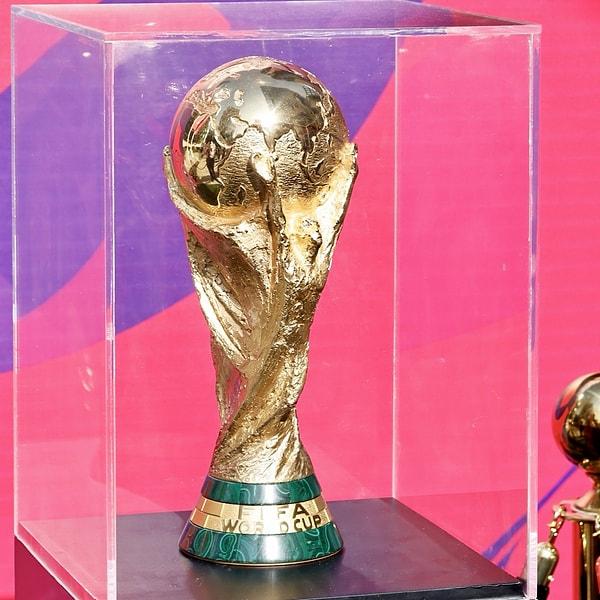 The Times’ın haberine göre Suudi Arabistan, Mısır ve Yunanistan'ın ortaklaşa olarak 2030 Dünya Kupası’na ortak ev sahipliği yapmak istediği iddia edildi.