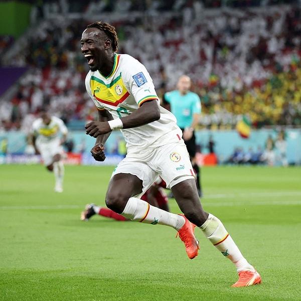 İkinci yarıya hızlı başlayan Senegal, Alanyaspor forması giyen Diedhiou ile skoru 2-0'a getirdi.