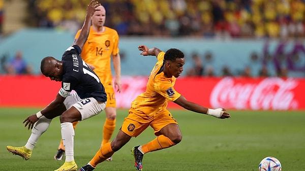 A Grubu'nda günün ikinci maçında Hollanda ile Ekvador 1-1 berabere kaldı.