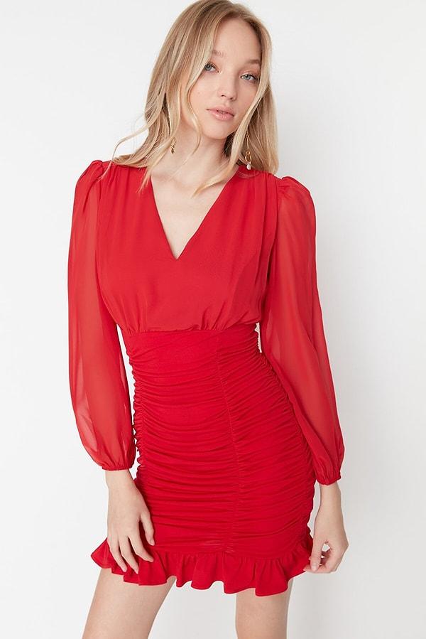 11. TRENDYOLMİLLA Kırmızı Gipeli Bodycone Elbise