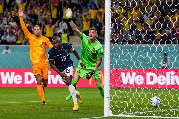 İlk maçta iki gol atmayı başaran Ekvador'un yıldız ismi, ikinci maçında Hollanda'yı da boş geçmedi.