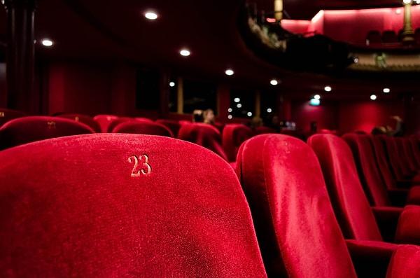 Geçmiş yıllarda boş zamanlarımızı sinemaya giderek değerlendirmek hepimizin favori opsiyonlarından bir tanesiydi.