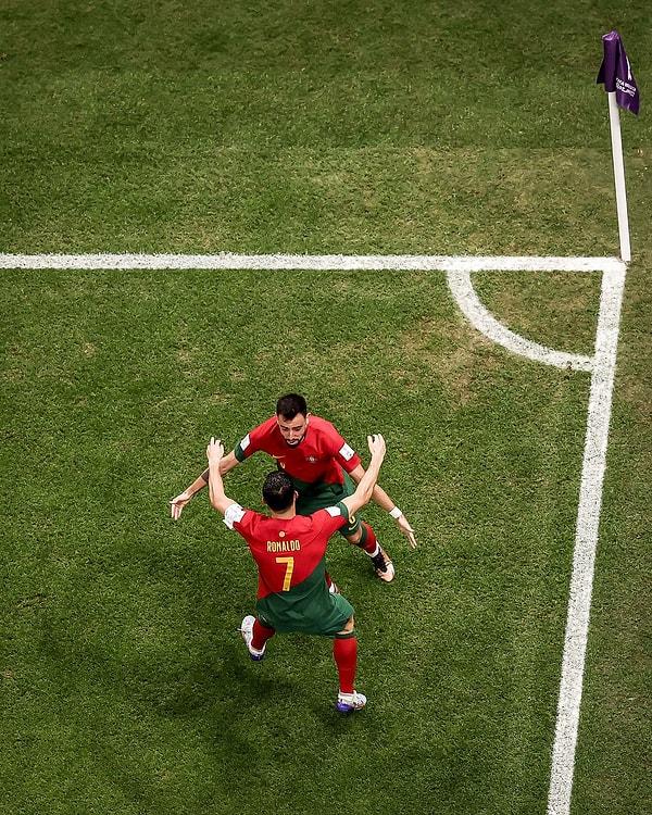 Ronaldo'nun ilk 11'de çıktığı gecenin en dikkat çeken karşılaşmasında Portekiz ile Uruguay karşı karşıya geldi.
