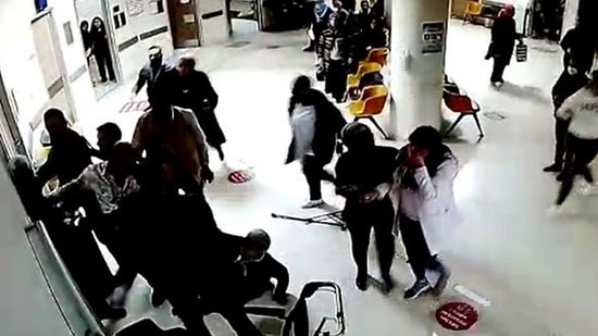 Randevusuz Hasta Bakmayan Doktora Saldırı