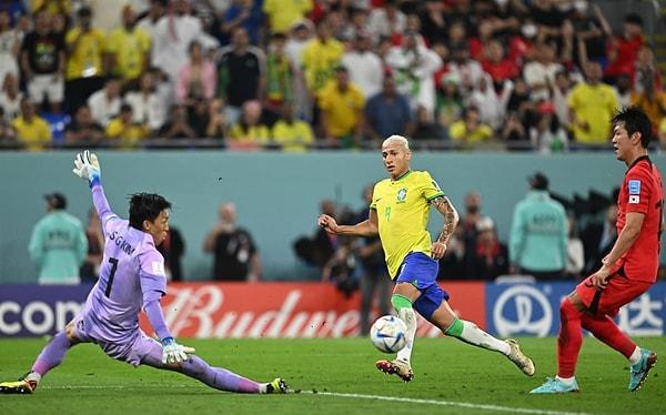 22.00 seansında ise sahne Brezilya ile Güney Kore'nindi.