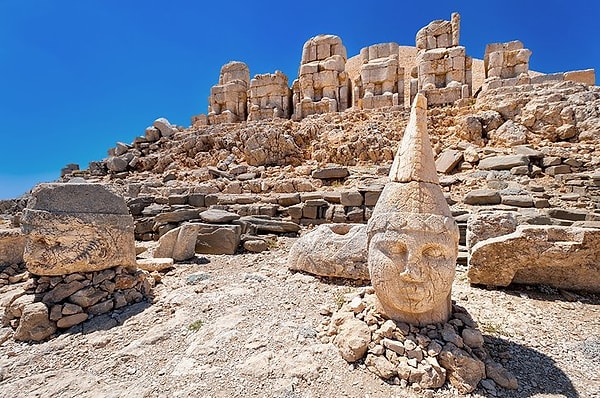 2. Mount Nemrut