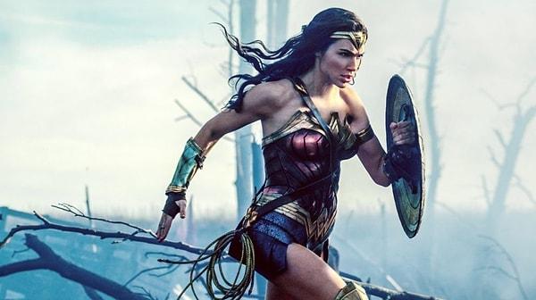 Hollywood Reporter'dan gelen bilgiye göre Wonder Women'ın üçüncü filmi iptal edildi. Peki ya filmin iptal edilme nedeni ne?