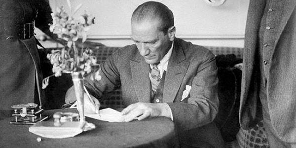 Mustafa Kemal Atatürk'ün en büyük ilgi alanlarından biri sinemaydı. Kendisinin sinemaya yönelik derinlikli bir yaklaşımı vardı.