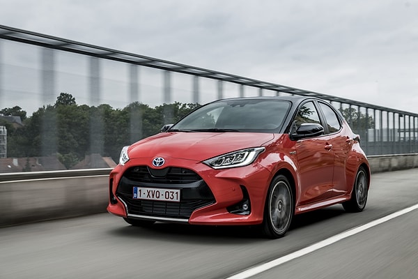 Toyota Yaris Hybrid Fiyat Listesi Aralık 2022