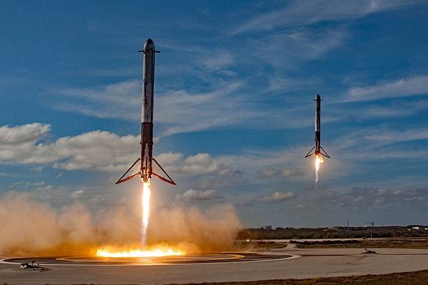 3. Uzay keşiflerine bambaşka bir boyut kazandıran SpaceX'in ürettiği uzay araçları da bu listeye girmeye hak kazandı.