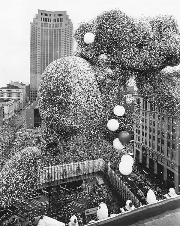 9. ABD'de 1986 yılında düzenlenen Balon Festivali'nden bu görüntü tüyler ürpertici değil mi?