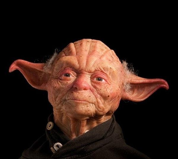 14. 'Star Wars' serisindeki Yoda'nın aslen derisinin insana benzemesi planlanıyordu.