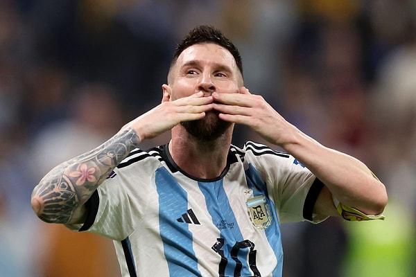 Sizce Messi, Arjantin Milli Takımı'ndaki son maçında Dünya Kupası sevinci yaşayabilir mi?