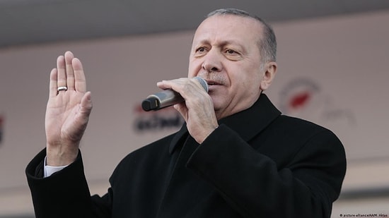 Cumhurbaşkanı Erdoğan Çocuk Yaşta Yapılan 'Evlilik'lerden Girdi, LGBT'den Çıktı