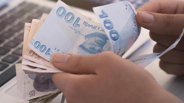 Geçen yıl enflasyon yüzde 36,08 olmuş, zam yüzde 50 oranında yapılmıştı. Bu yıl için Kasım enflasyonu yüzde 84,39 oranında gerçekleşti. Yıl sonunda baz etkisiyle yüzde 65-70 bandında bir oran bekleniyor.