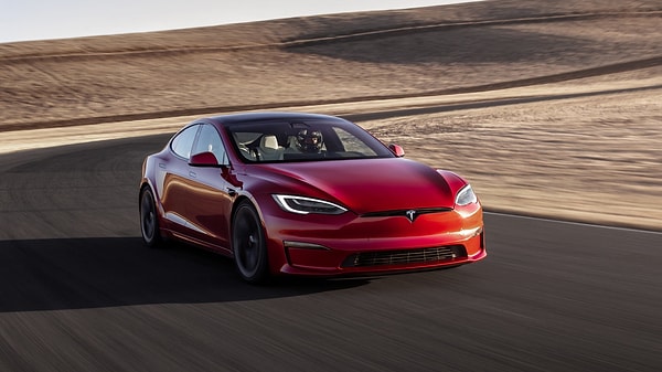 Tesla Model S Plaid 135.990 Dolar