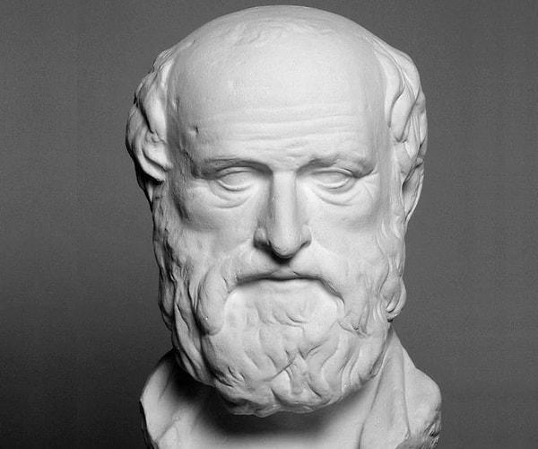 Eratosthenes tüm bunları şimdi kayıp olan bir kitapta yazdı.