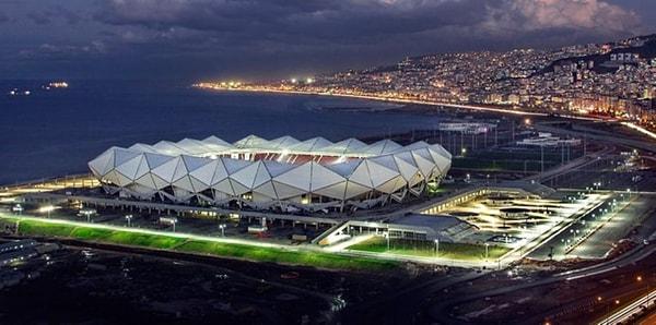 Şenol Güneş Spor Kompleksi Akyazı Stadyumu'nda saat 19.00'da başlayacak maçı