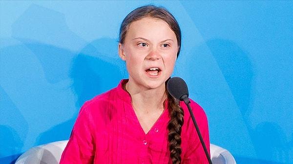 Tate bu kez de Twitter üzerinden ünlü iklim aktivisti Greta Thunberg’ı hedef aldı.