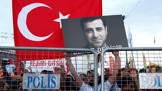 'Siyasi Rehine' Soylu'yu Hedef Aldı: "Pardon 'Adam' Demişim"