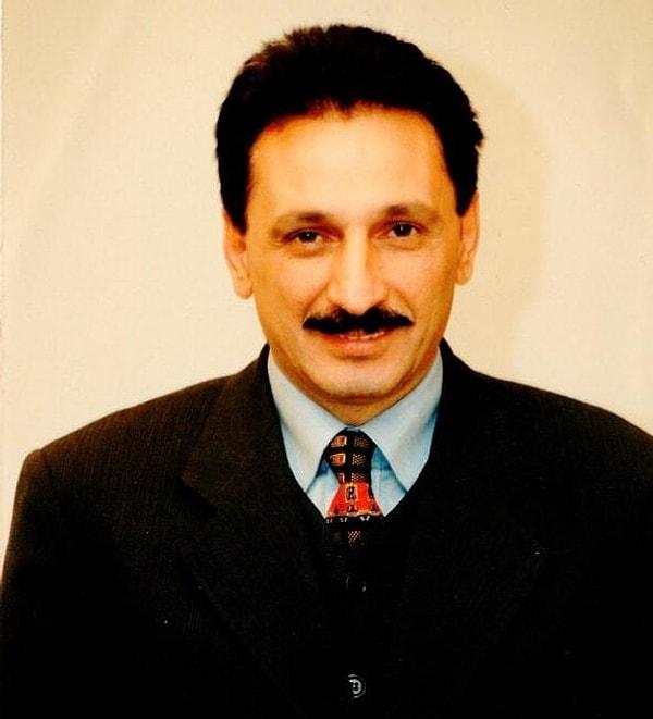 Mustafa Topaloğlu'nun kardeşi olan Hilmi Topaloğlu, müzik sektörü için önemli isimlerden biriydi. Topaloğlu, Burhan Aydemir ile birlikte Nokta Müzik firmasını kurmuştu.