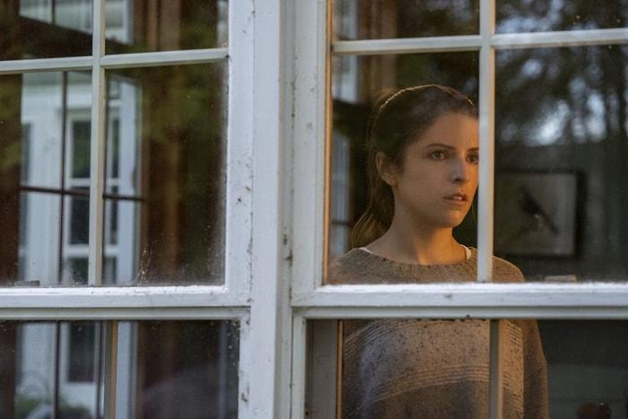 Anna Kendrick is Mentally Disturbed & Desperately in Need of Frientervention in ‘Alice, Darling’