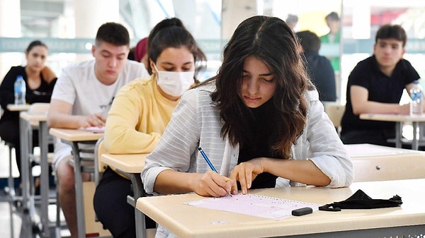 Sınav hazırlığı aşamasındaysanız ya da eğitim görüyorsanız odak noktanızı hayallerinizin merkezine koyabilirseniz eğer başarı sizinle birlikte olacak.