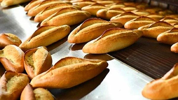 Ankara’da ekmeğe zam geldi. Türkiye Fırıncılar Federasyonu Başkanı Halil İbrahim Balcı “Ankara'da 200 gram ekmek 5 TL oldu” dedi.