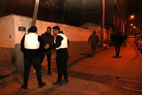 Sercan İ.'ye yardım ettiği belirlenen 2 kişi daha gözaltına alınırken, aracıyla kaçırarak yardım ettiği öne sürülen Olgun Y. ise tutuklandı.