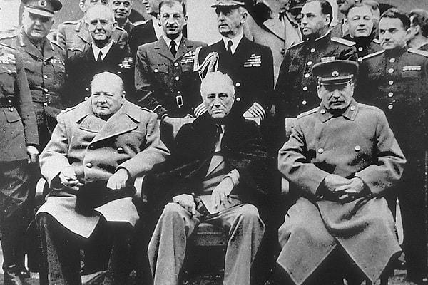 Yalta Konferansı, 1945'te 4-11 Şubat tarihleri arasında Kırım'da bulunan Soyvet kenti Yalta'da gerçekleştirildi.